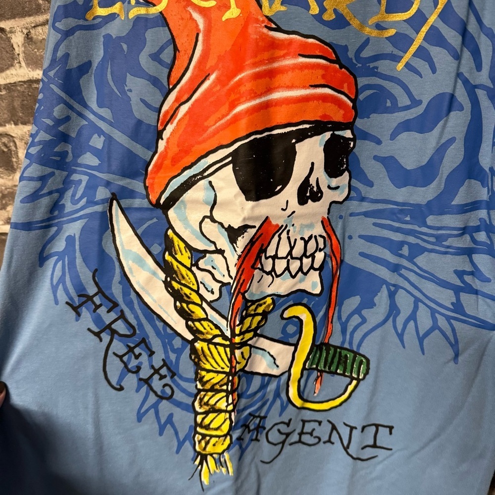 NWT Ed Hardy Skull Pirate Graphic T-shirt powder blue - Picture 6 of 11